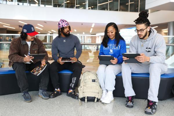 Students with Ipads