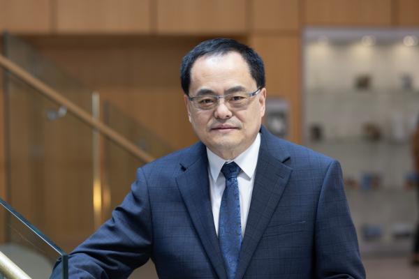 Guoqiang Yu