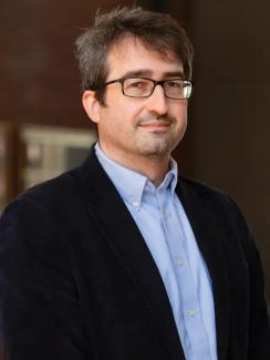 Headshot of Alex Martin
