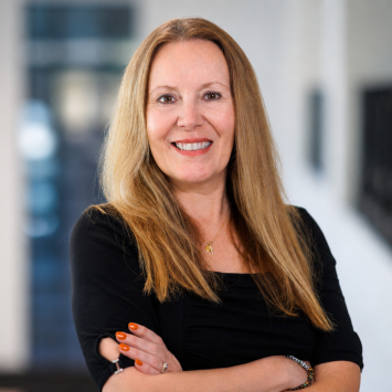 Isabel Escobar headshot
