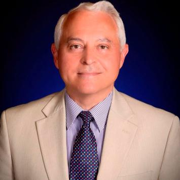 Dan Ionel headshot