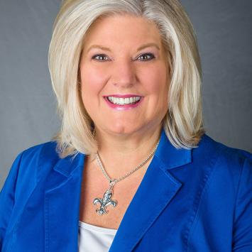 Valerie Pitts headshot