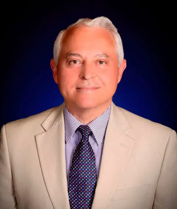 Dan Ionel headshot